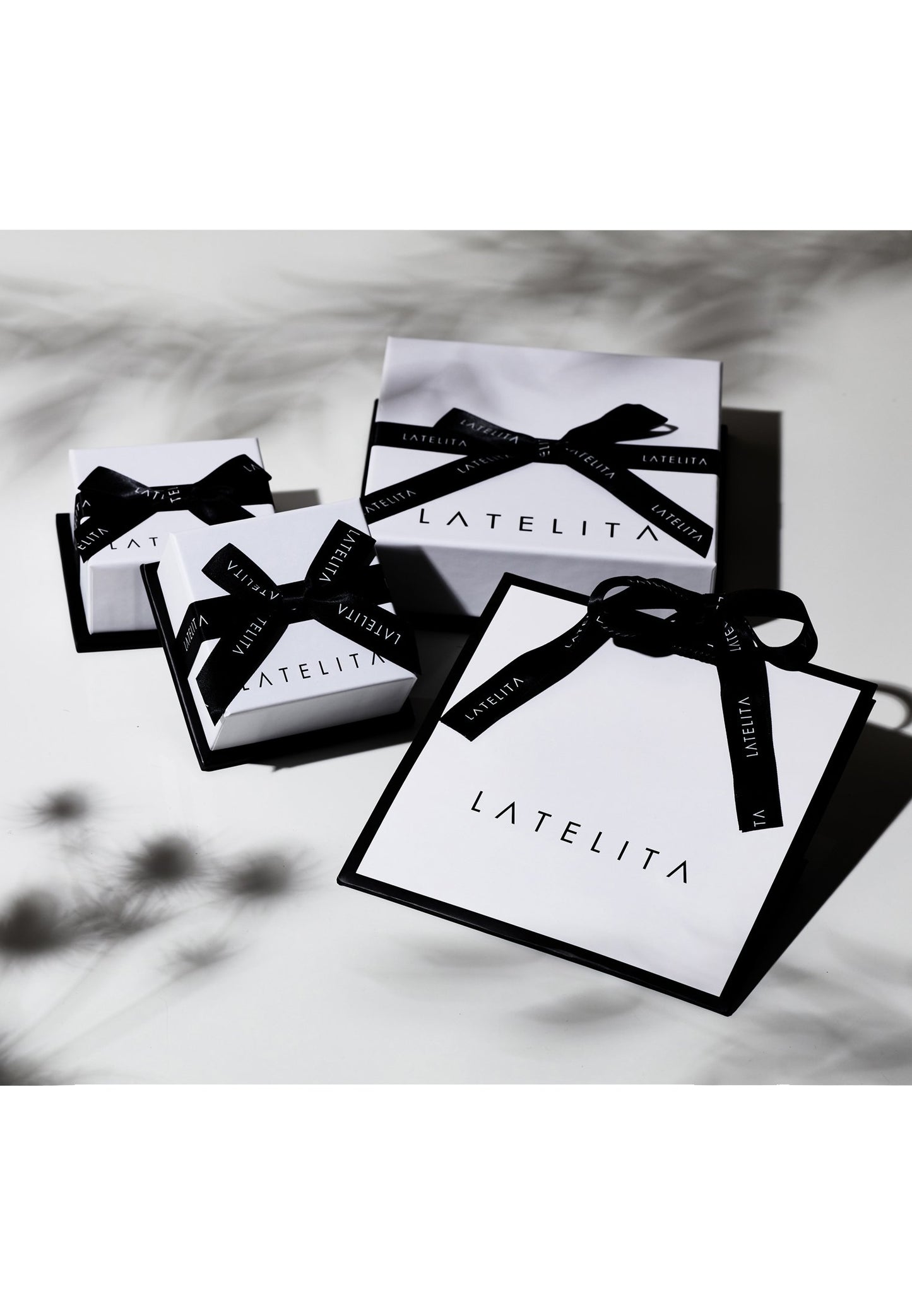 Celestia Luxe Necklace: Gentle Cancer (Gold)